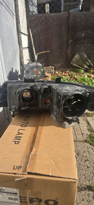 Фарове от  хонда акорд 2005