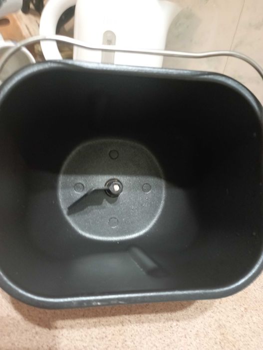 Продавам хлебопекарна Тефал