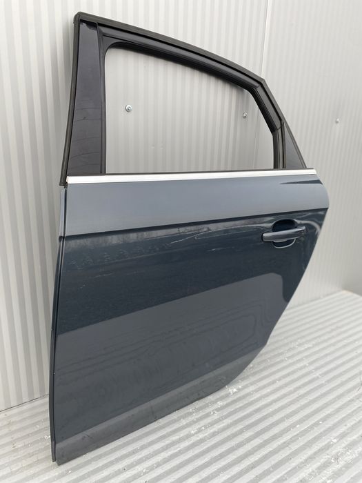 Usa st spate Audi A4 B8 Limuzina • cod de culoare LZ7H • 2008-2012