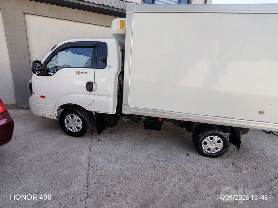 KIA BONGO 2023 y