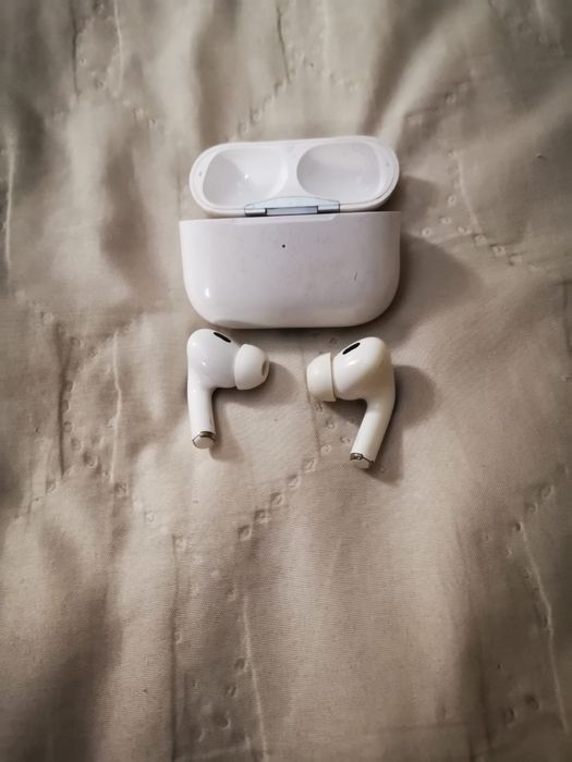 iPhone 15 с гарантией