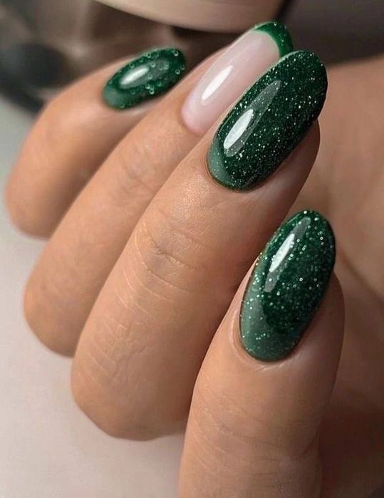 Маникюр / педикюр