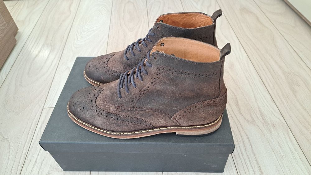 Ghete brogue din piele nabuc Hudson London  mărimea 42