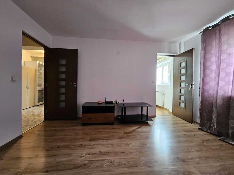 Închiriez Garsonieră Buftea,confort 1, complet echipată