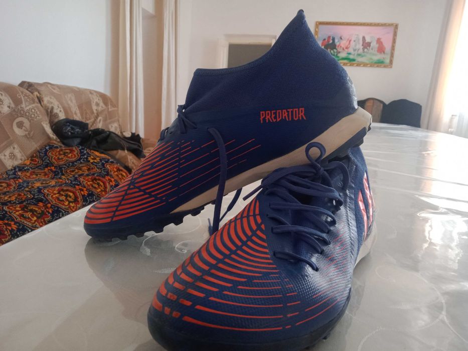 Adidas predator 45-46Р сине-оранжевый