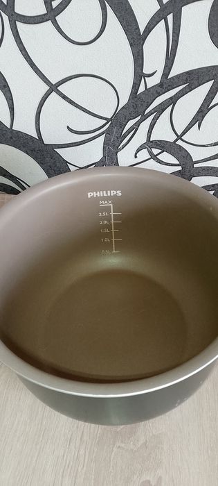 Чаша для мультиварки Philips.