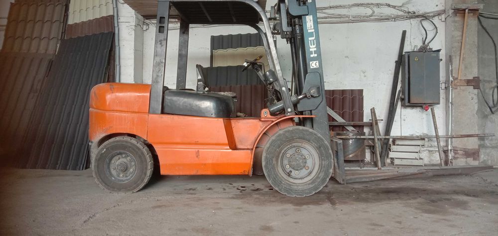 Автокара погрущик