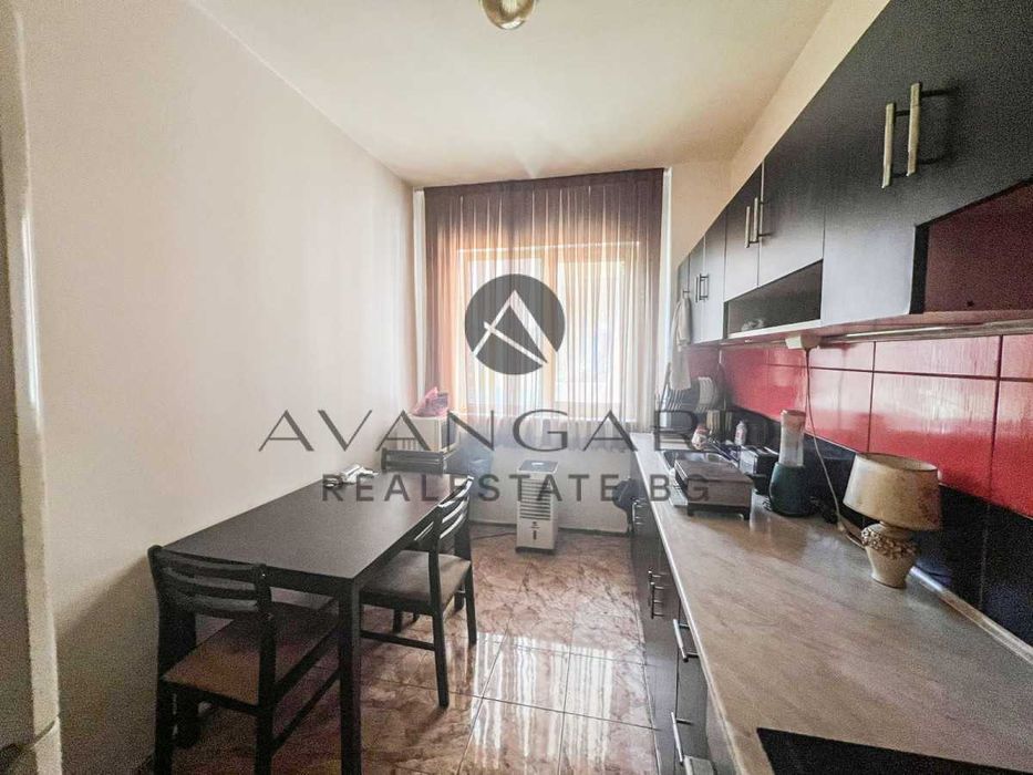 Продава се Тристаен апартамент в Пловдив, Тракия - 69 кв.м за 924 €/кв.м - Снимка #4