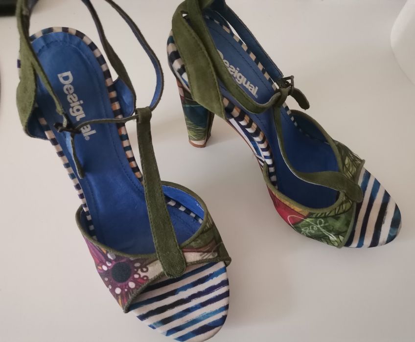 Sandale Desigual