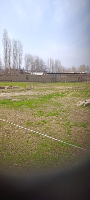 Тошкент тумани Келес  Гиеёс  Умаровад жоелашган. 4..сутик ер сурчно со