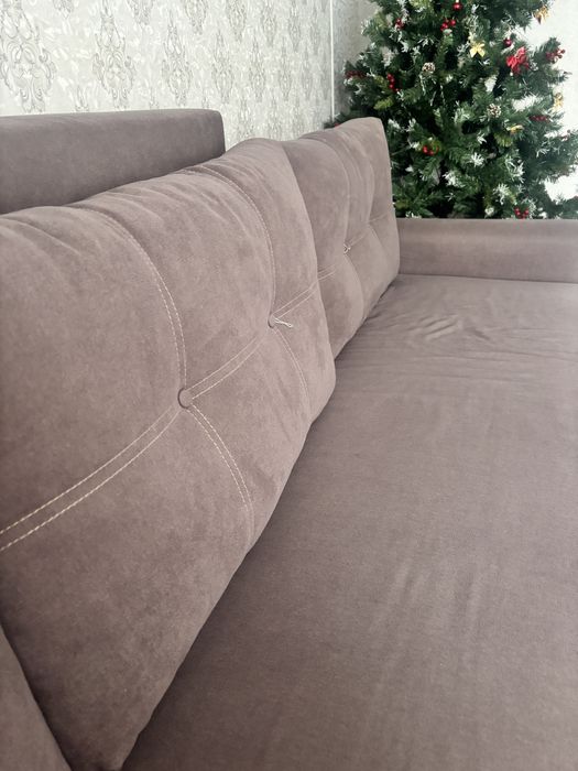 Продам диван в нормальном состоянии