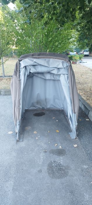 Мото гараж в отлично състояние