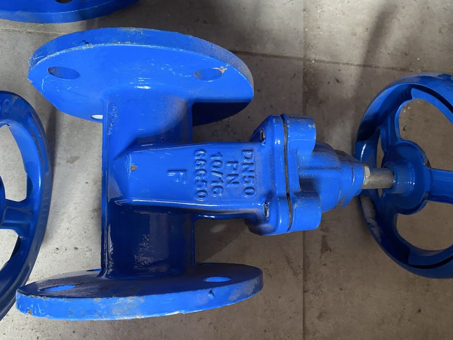 Задвижки диаметр 50,100,200