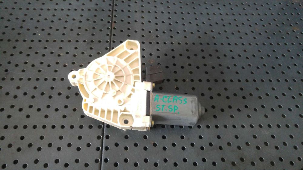 Motoras macara stanga spate mercedes a class w169 996148101 a1698201942