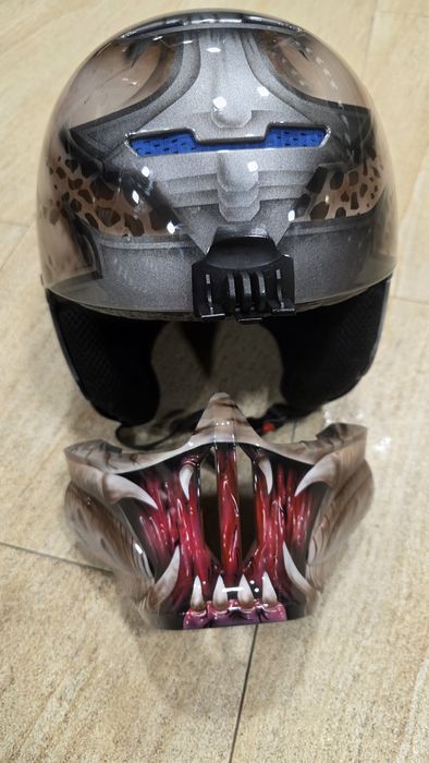 Ruroc - Каска  за ски(уникат), велосипед и др.размер M/L