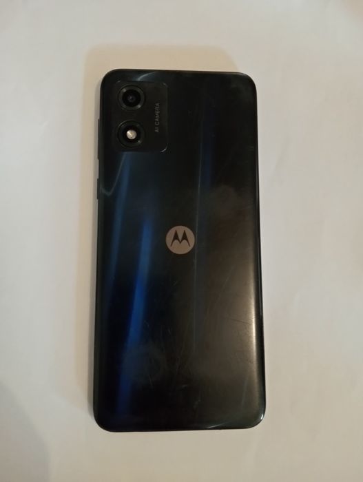 Se vând doua telefoane perfect funcționale dar cu ecran spart