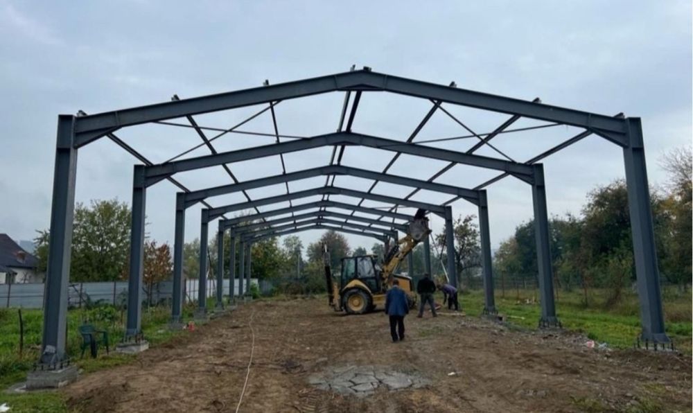 Vand hale metalice la super preț-calitate