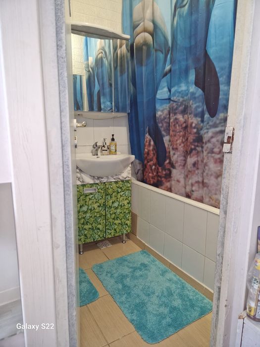 Inchiriez apartament