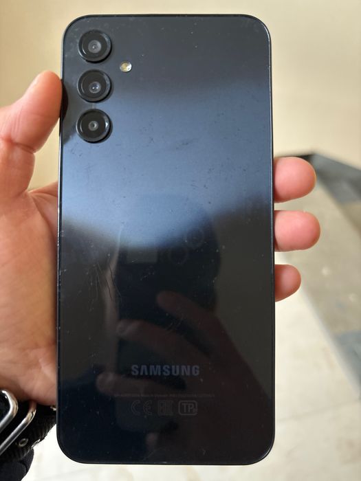 Samsug galaxy A24