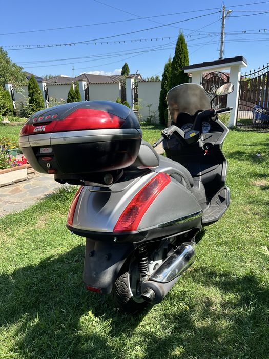 Vând Scuter Aprilia Atlantic 500