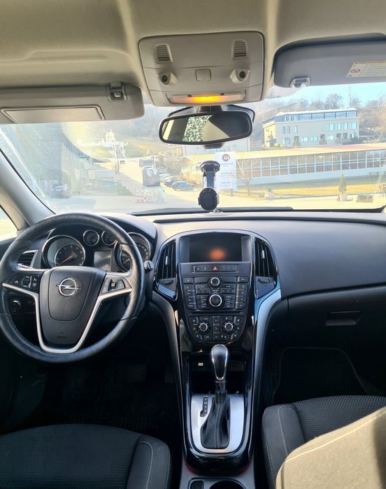 Opel Astra J 1.4T AUTOMAT