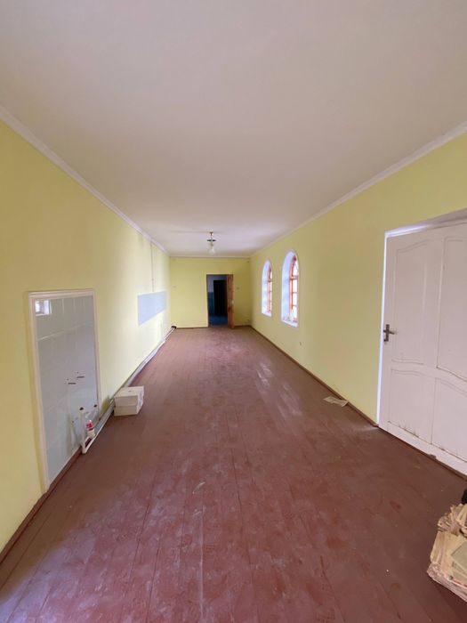 Урганч. Марказда ховли жой сотилади.