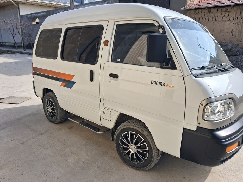 Kraska tozza, probeg halol, metan 65talik, mator xadavoyda ishi yo'q.