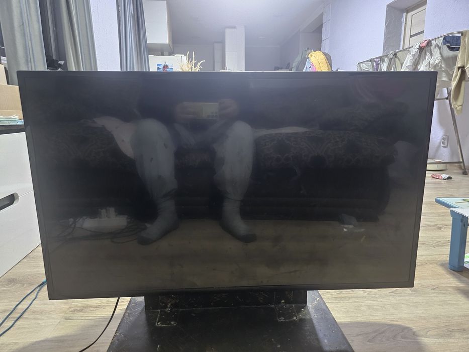 Продам телевизор