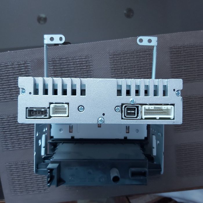 Продаю магнитолу AGC-0071RF-B