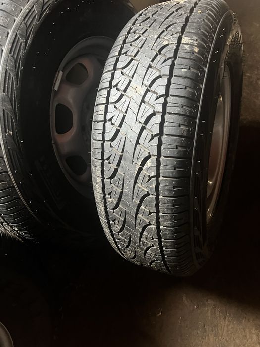 Roți Ford F150 cu cauciucuri pirelli scorpion atr 256/70 r17