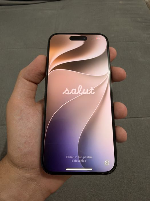 iphone 15 Pro folosit, in stare foarte buna!