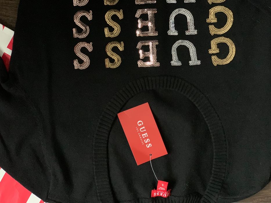 Дамски пуловер Guess S