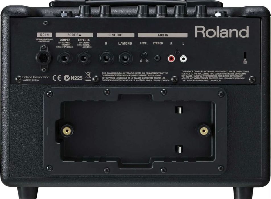 Boxa roland AC-33