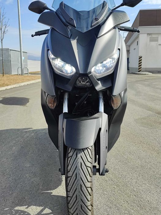 Yamaha X-Max 300 cc, 4200 KM, An fabricatie 2021