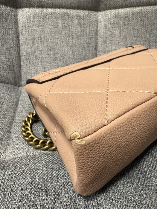 Малка чанта Guess