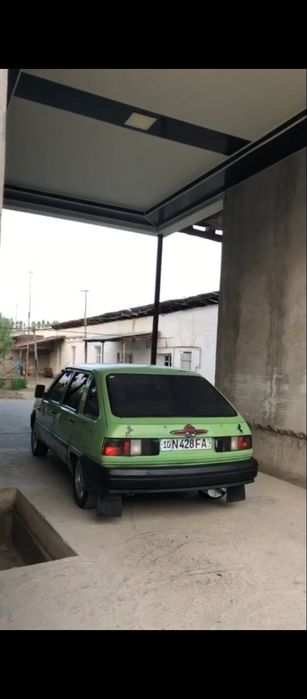 Lada 2126 bor sotiladi