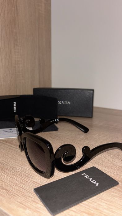 Ochelari de soare Prada nou