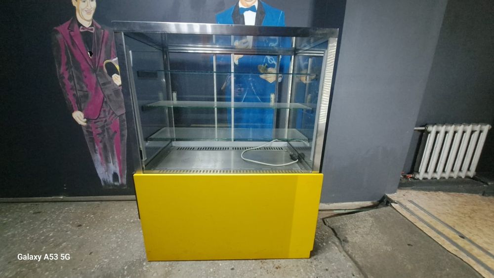 Продам холодильник