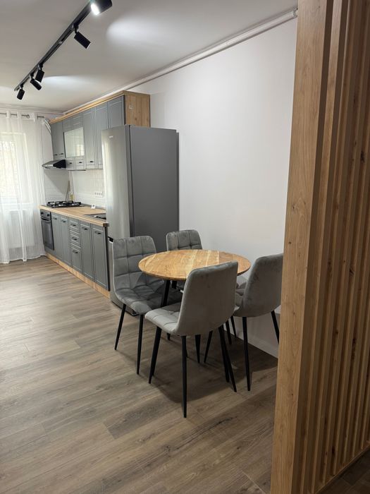 Apartament de inchiriat