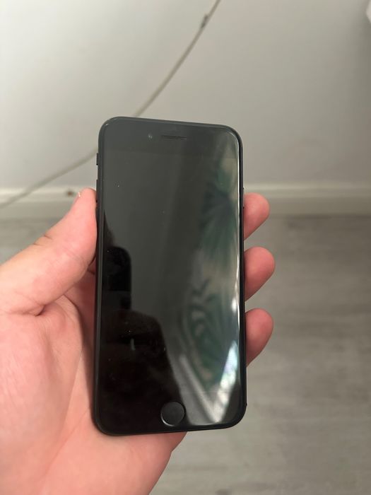 iPhone 8 64gb stare buna