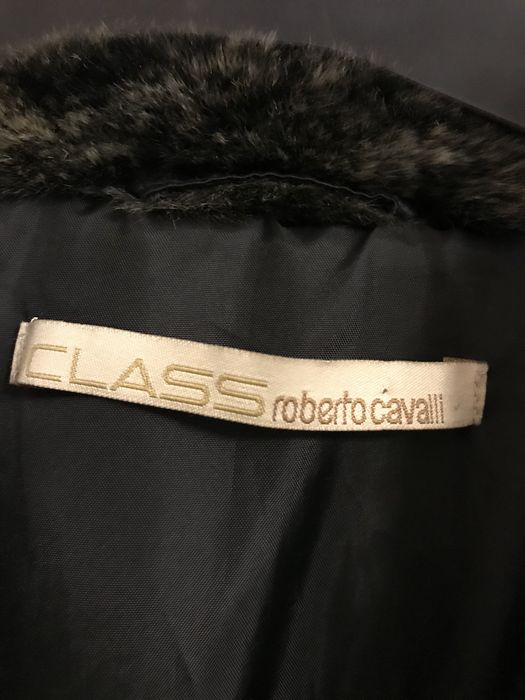 Дамско палто на ,,ROBERTO CAVALLI” размер 44 (L)