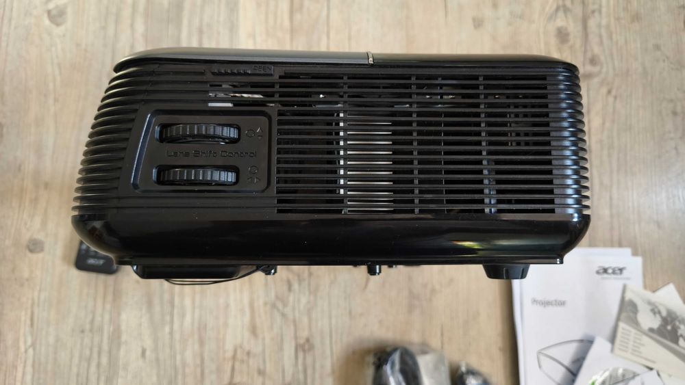 Videoproiector profesional Acer P5390W / 4000 ANSI Lumeni/ HDMI/ 0 ore