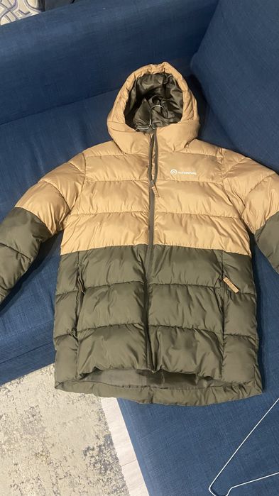 Продам куртку детскую зима