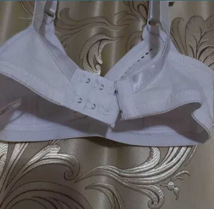 Sutien bumbac marimea 34 alb fara push up