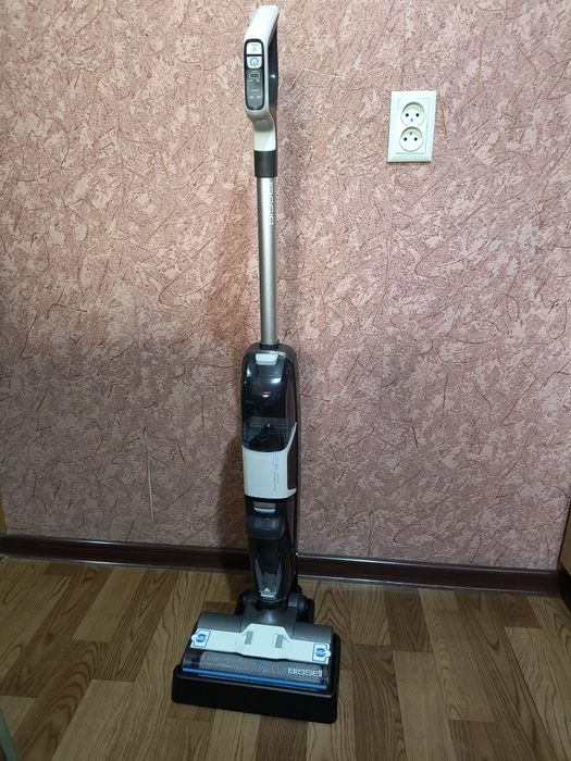 Моющий пылесос "Bissell 3598E