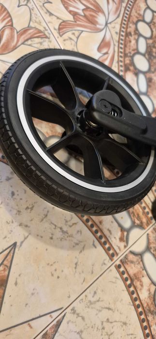 Бебеша количка. Baby Monster Easy Twin 4