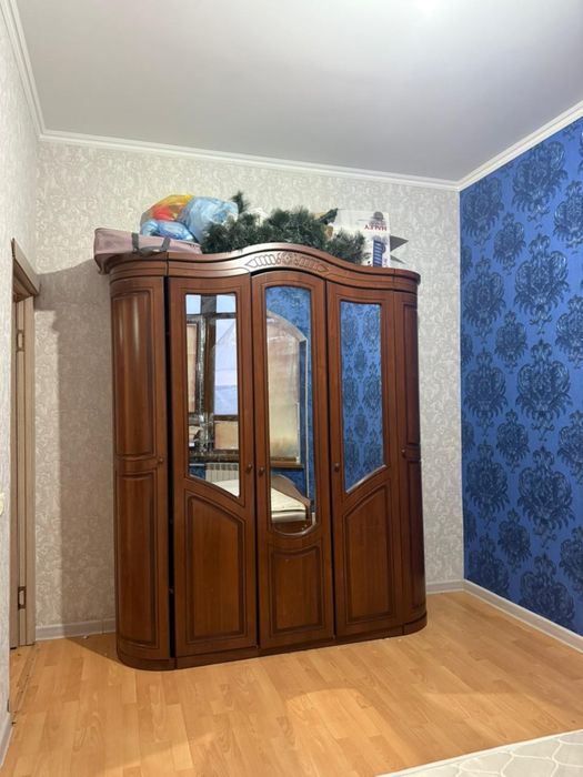 Продам спальный гарнитур