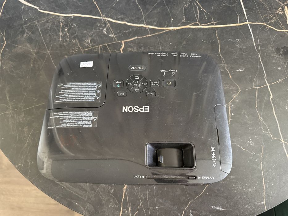 Продам проектор Epson, в наличии 2 шт