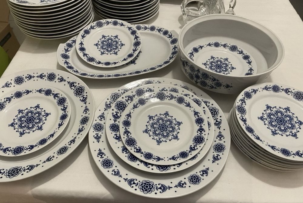 Serviciu masă , 1777, porțelan ECHT PORȚELAN