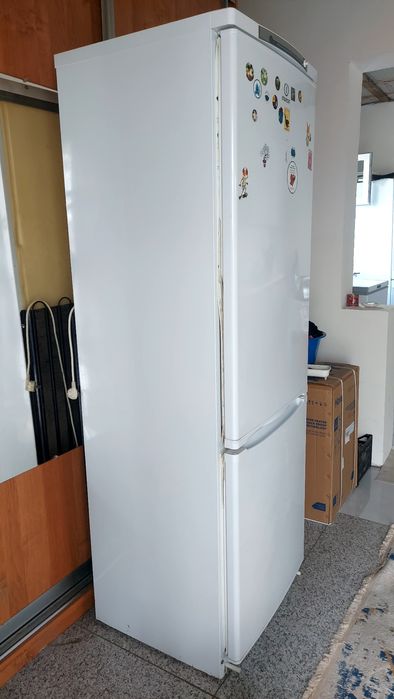 Холодильник INDESIT